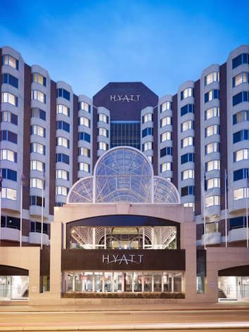 hyatt2.jpg